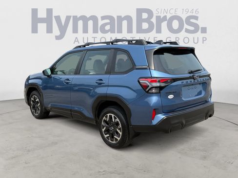 Certified 2025 Subaru Forester AWD/4WD image 6