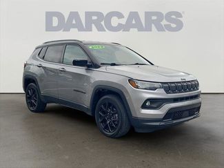 Certified 2022 Jeep Compass Latitude image 1