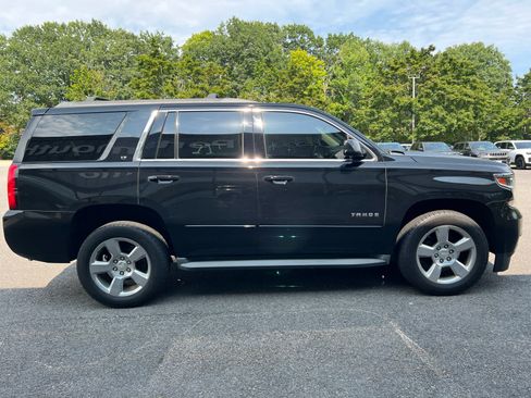 Used 2015 Chevrolet Tahoe LT w/ Luxury Package AWD/4WD image 8