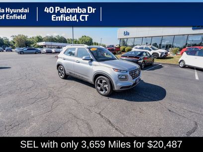 Used 2024 Hyundai Venue SEL