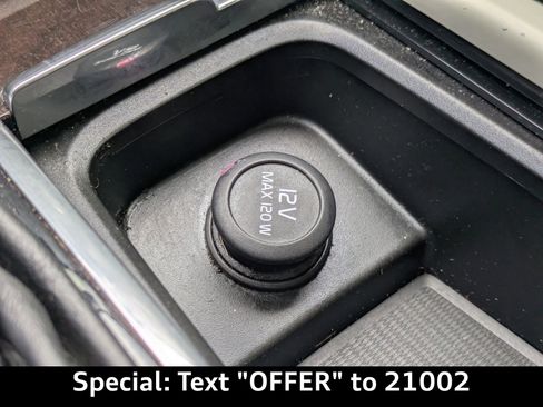 Used 2019 Volvo XC90 T5 Momentum w/ Protection Package Premier image 25