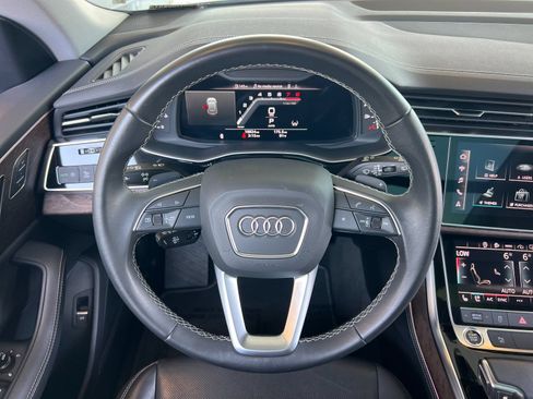 Used 2023 Audi Q8 Premium Plus w/ Premium Plus Package AWD/4WD image 14