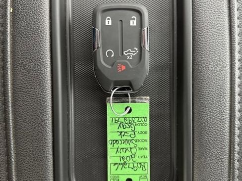 Used 2021 Chevrolet Silverado 1500 RST image 30