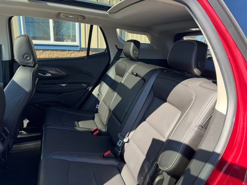 Used 2018 GMC Terrain Denali w/ Advanced Safety Package image 23