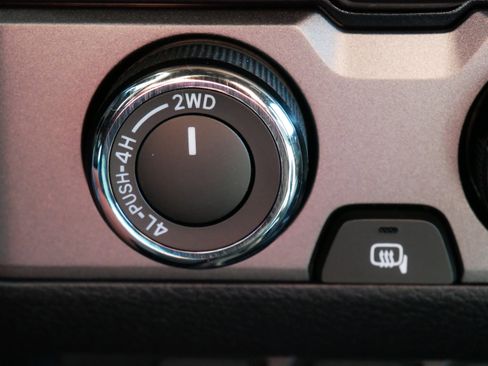 Used 2023 Toyota Tacoma SR image 28