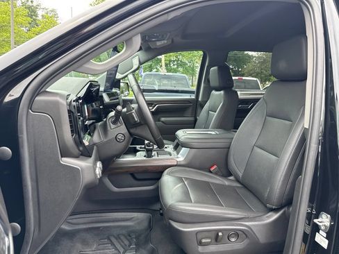 Used 2022 GMC Sierra 1500 SLT w/ SLT Convenience Package AWD/4WD image 14