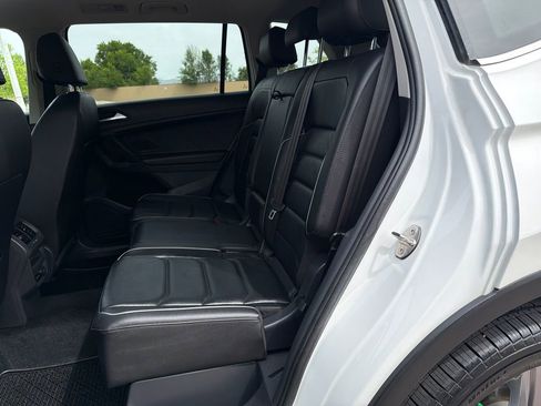 Used 2019 Volkswagen Tiguan SEL Premium AWD/4WD image 23