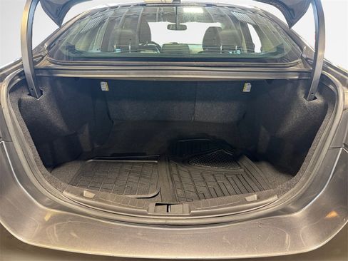 Used 2014 Ford Fusion SE w/ Equipment Group 202A image 25