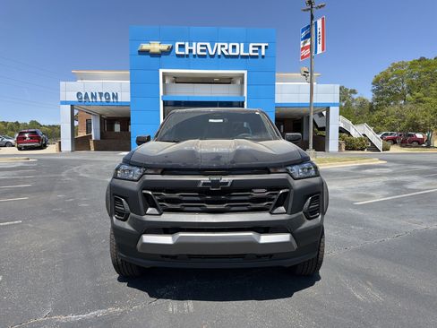 New 2026 Chevrolet Colorado Trail Boss AWD/4WD image 2