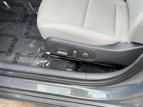 Used 2025 Hyundai Kona SEL image 23