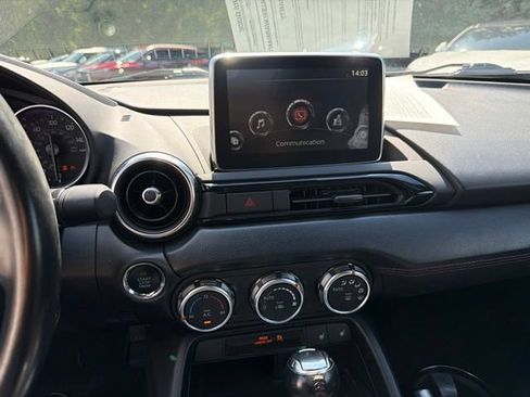 Used 2016 MAZDA MX-5 Miata Grand Touring RWD image 16