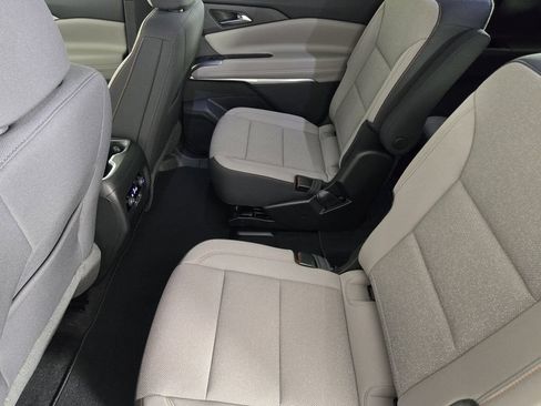 New 2026 Chevrolet Traverse LT w/ Midnight/Sport Edition FWD image 33