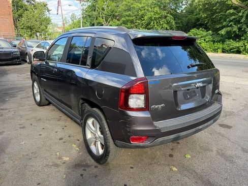 Used 2014 Jeep Compass Latitude AWD/4WD image 7