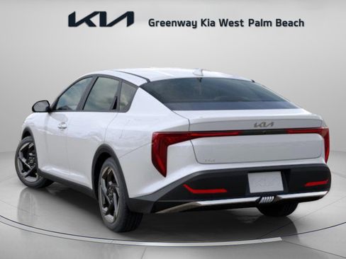 New 2026 Kia K4 EX image 5
