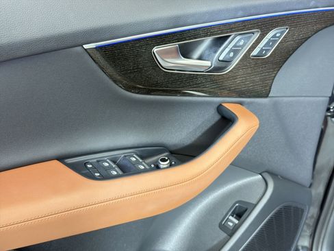 Used 2024 Audi Q7 2.0T Premium Plus image 25