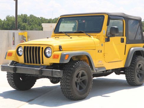 Used 2004 Jeep Wrangler X w/ Convenience Group AWD/4WD image 31
