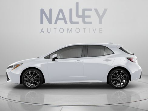 Used 2022 Toyota Corolla SE FWD image 2