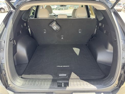 Used 2025 Hyundai Tucson SEL image 30