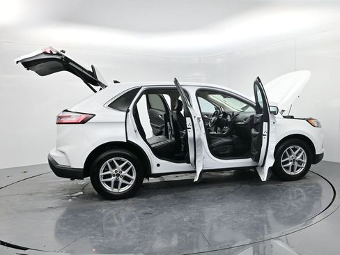Used 2024 Ford Edge SEL image 63