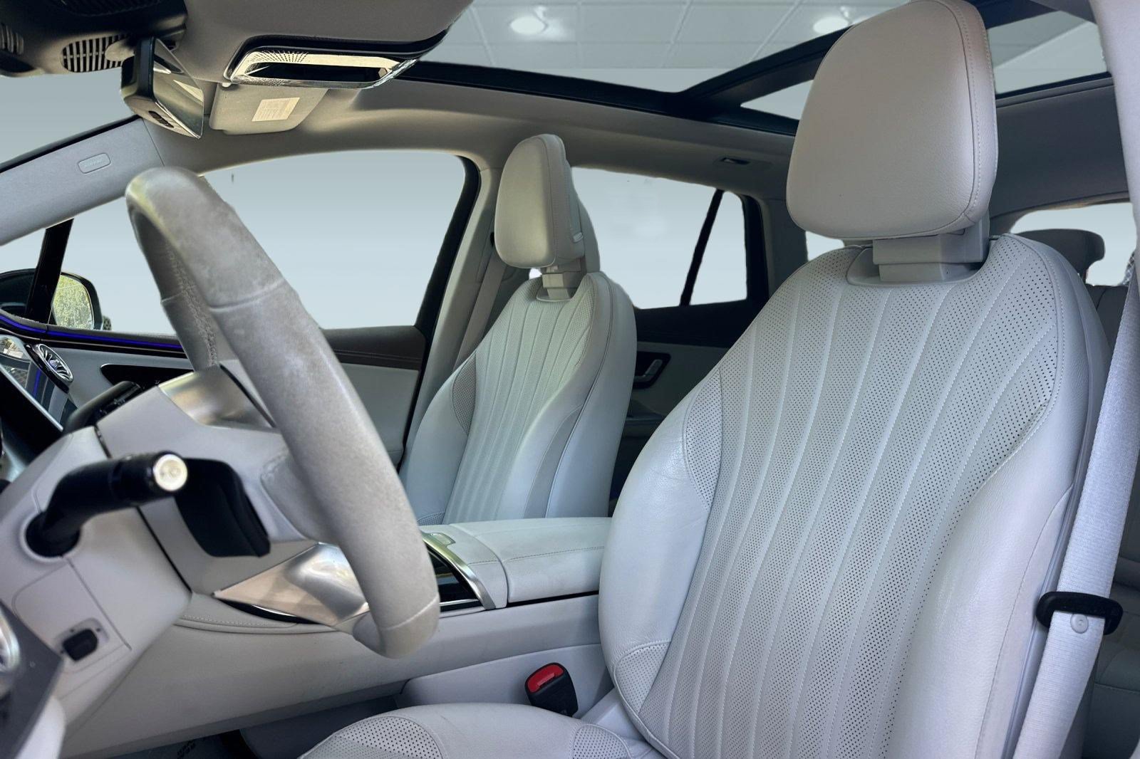 Certified 2023 Mercedes-Benz EQE 500 4MATIC SUV image 31