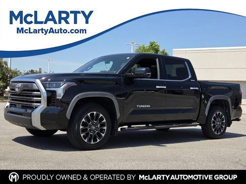 Used 2025 Toyota Tundra Limited AWD/4WD image 1