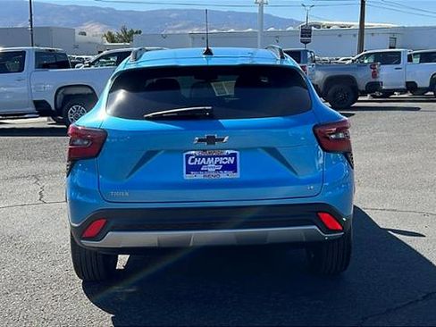 New 2026 Chevrolet Trax LT w/ LT Convenience Package image 6