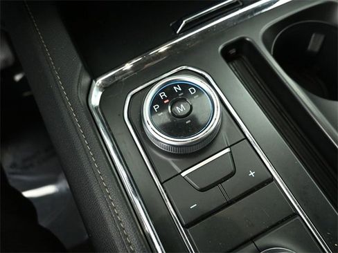 Certified 2023 Ford Expedition XLT image 13