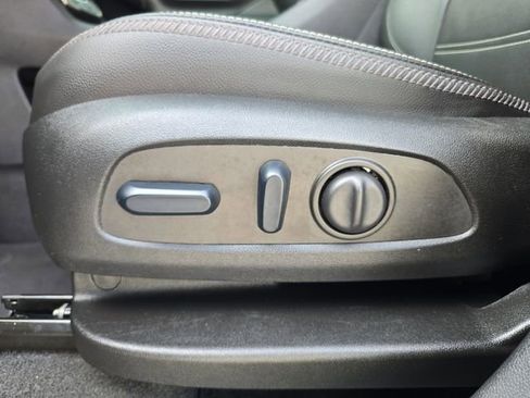 Certified 2024 GMC Terrain Denali w/ Denali Premium Package image 18