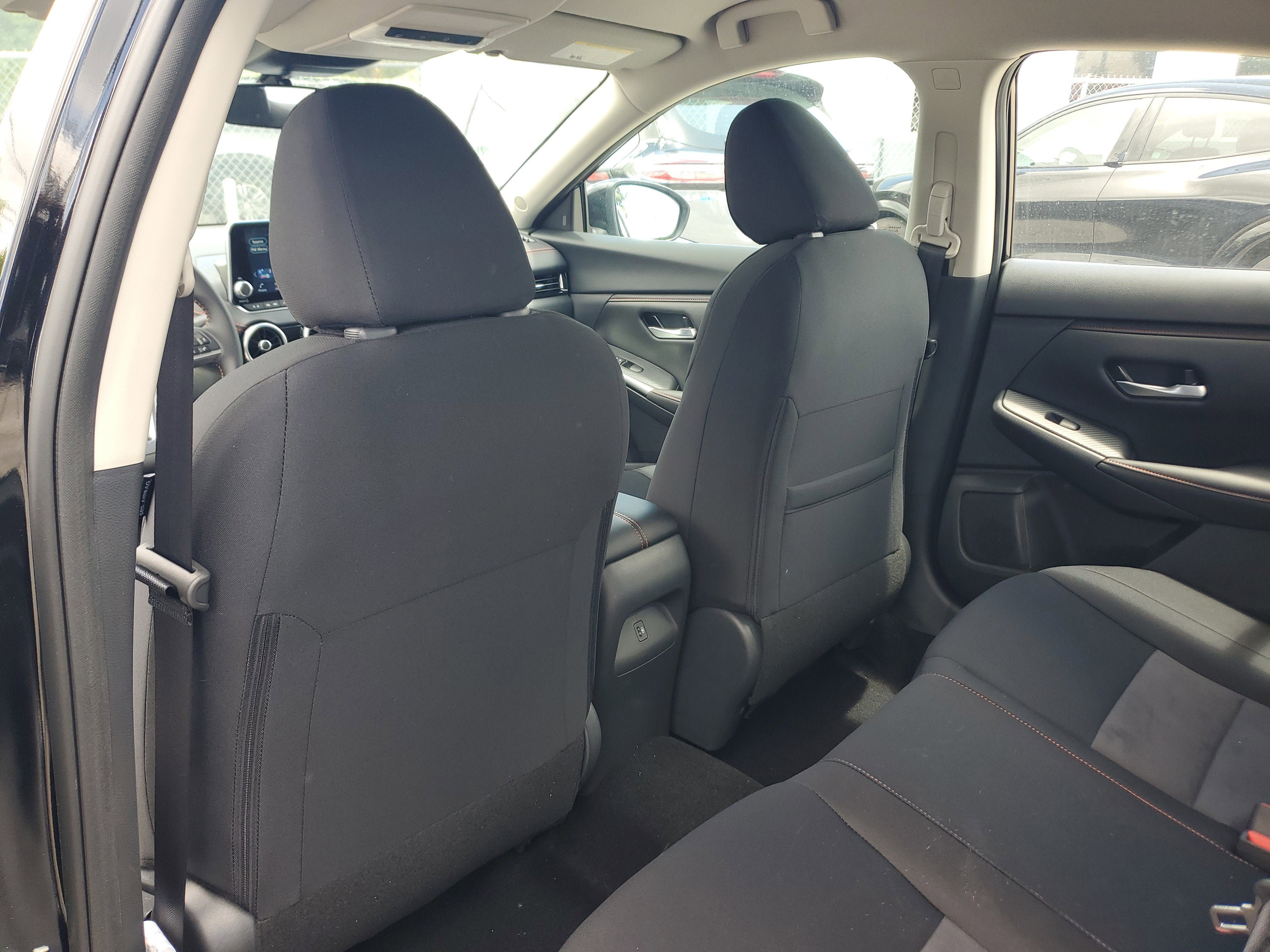 New 2025 Nissan Sentra SR w/ Midnight Edition FWD image 16