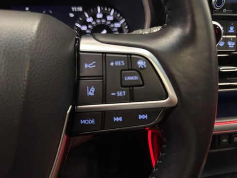 Used 2021 Toyota Highlander XSE AWD/4WD image 20
