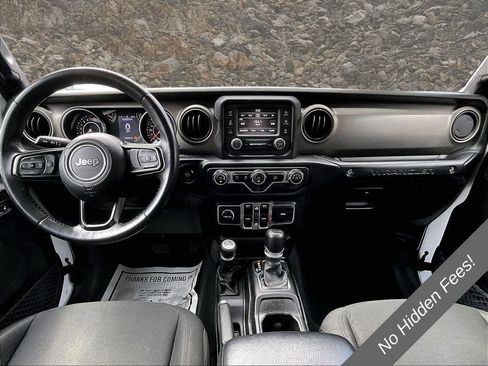 Used 2018 Jeep Wrangler Unlimited Sport S AWD/4WD image 13