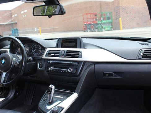 Used 2014 BMW 320i Sedan image 15