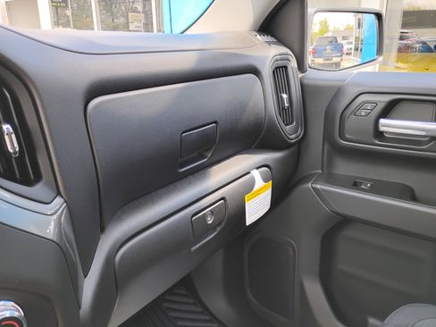 New 2025 GMC Sierra 1500 Pro w/ Graphite Edition image 29