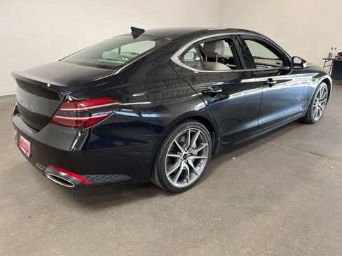 Used 2025 Genesis G70 2.5T RWD image 3