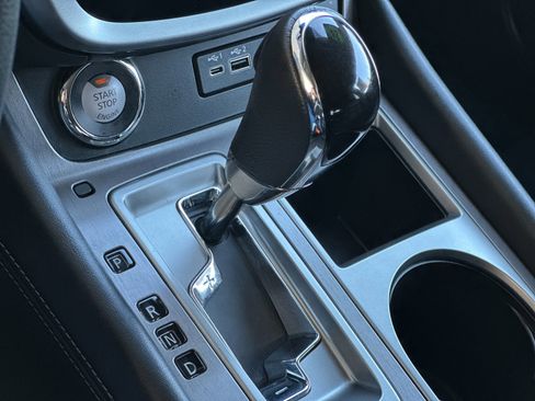 Used 2024 Nissan Murano SV image 21