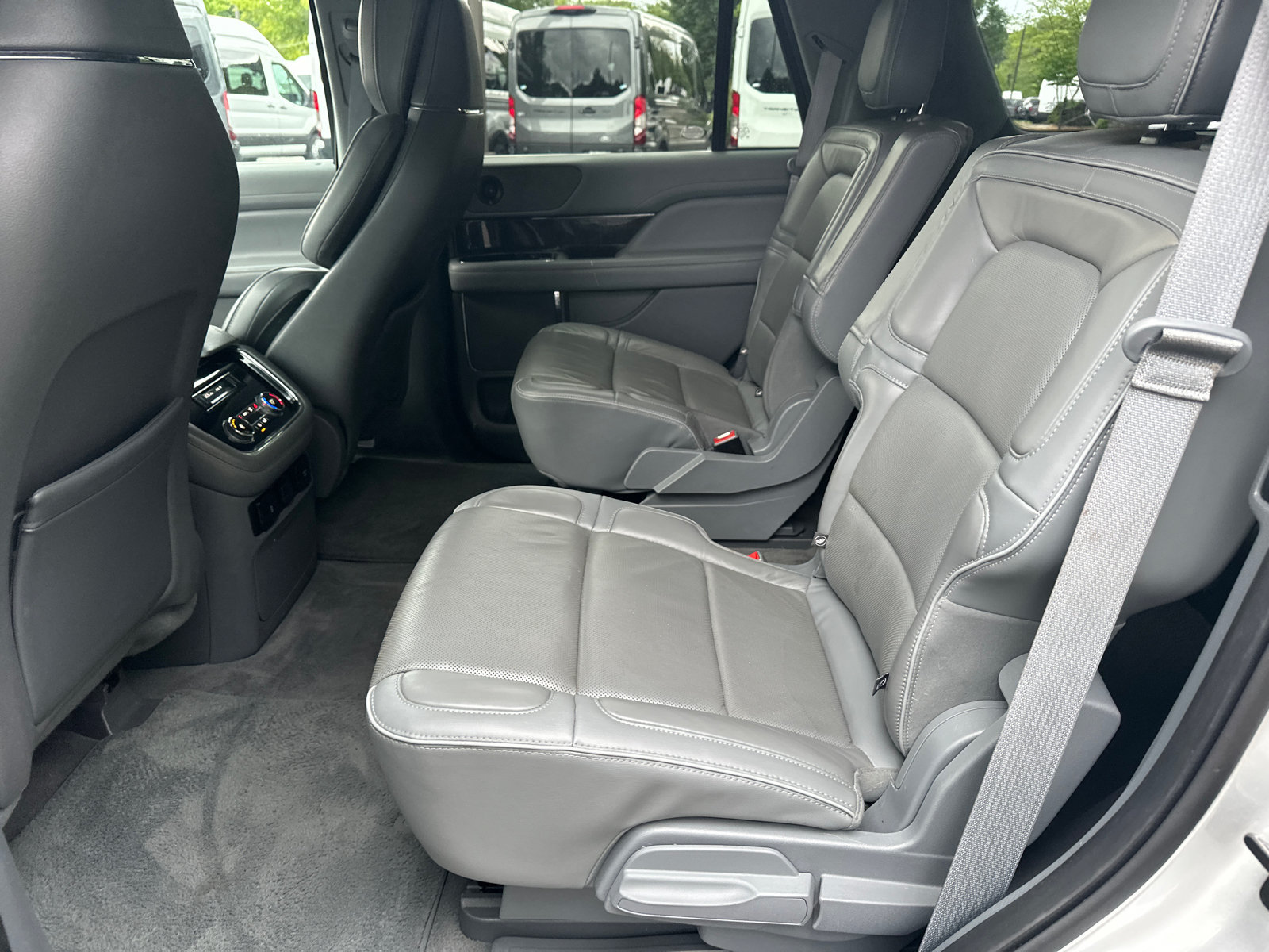 Used 2019 Lincoln Navigator Reserve AWD/4WD image 21