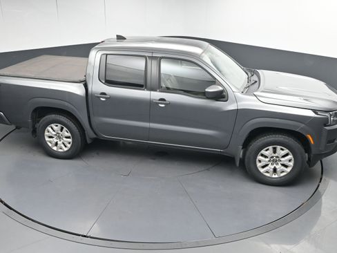 Certified 2022 Nissan Frontier SV image 32