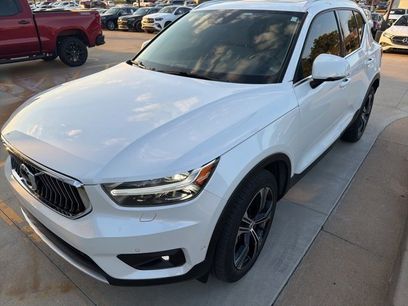 Used 2022 Volvo XC40 T5 Inscription w/ Advanced Package