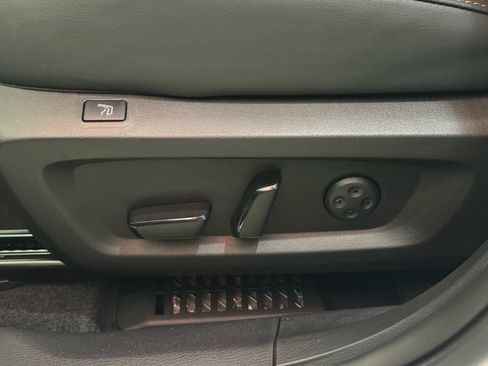 New 2025 Mitsubishi Outlander SEL image 24