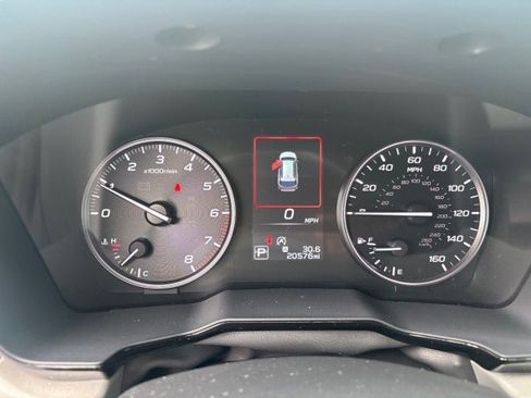 Certified 2025 Subaru Outback Premium AWD/4WD image 20
