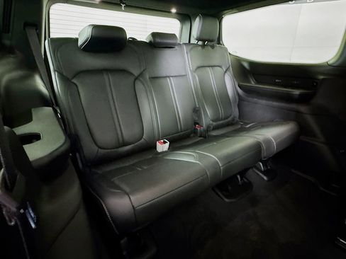 New 2026 Jeep Grand Wagoneer 4WD image 29