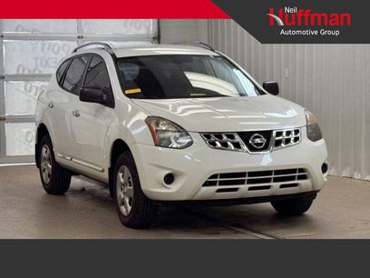 Used 2014 Nissan Rogue S w/ Convenience Package