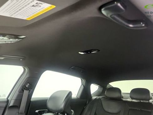 Used 2025 Kia K4 GT-Line FWD image 73