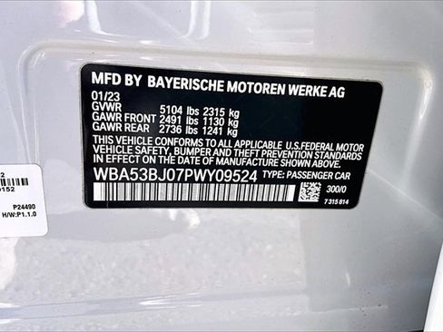 Used 2023 BMW 540i w/ Premium Package image 30
