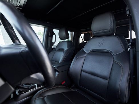 Used 2022 Ford Bronco Badlands image 28