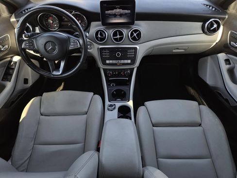 Used 2020 Mercedes-Benz GLA 250 image 18