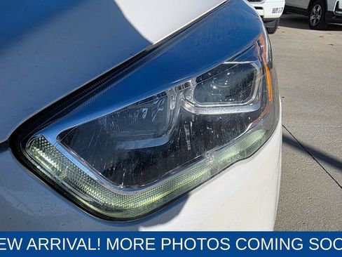 Used 2017 Ford Escape Titanium w/ Equipment Group 301A image 9