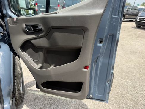 Used 2020 Ford Transit 250 148 High Roof Extended RWD image 16