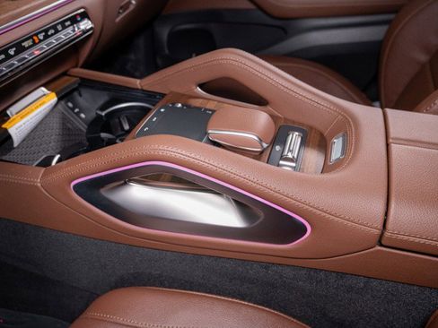 Certified 2026 Mercedes-Benz GLS 450 450 4MATIC® SUV image 13