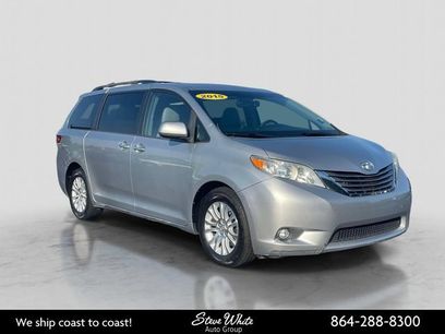 Used 2015 Toyota Sienna XLE
